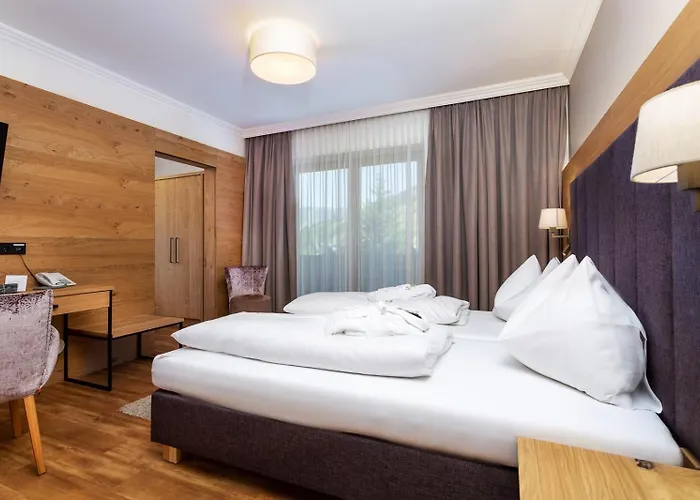 Hotel Sonnegg Saalbach-Hinterglemm