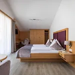 Sonnegg 4*